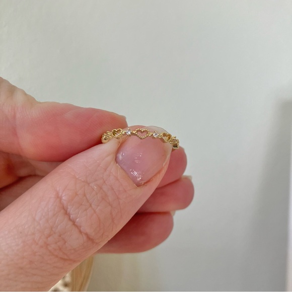 Vintage “Elsie” Gold Promise Ring Heart Reversible Dainty Petite Simple Elegant - Picture 11 of 14